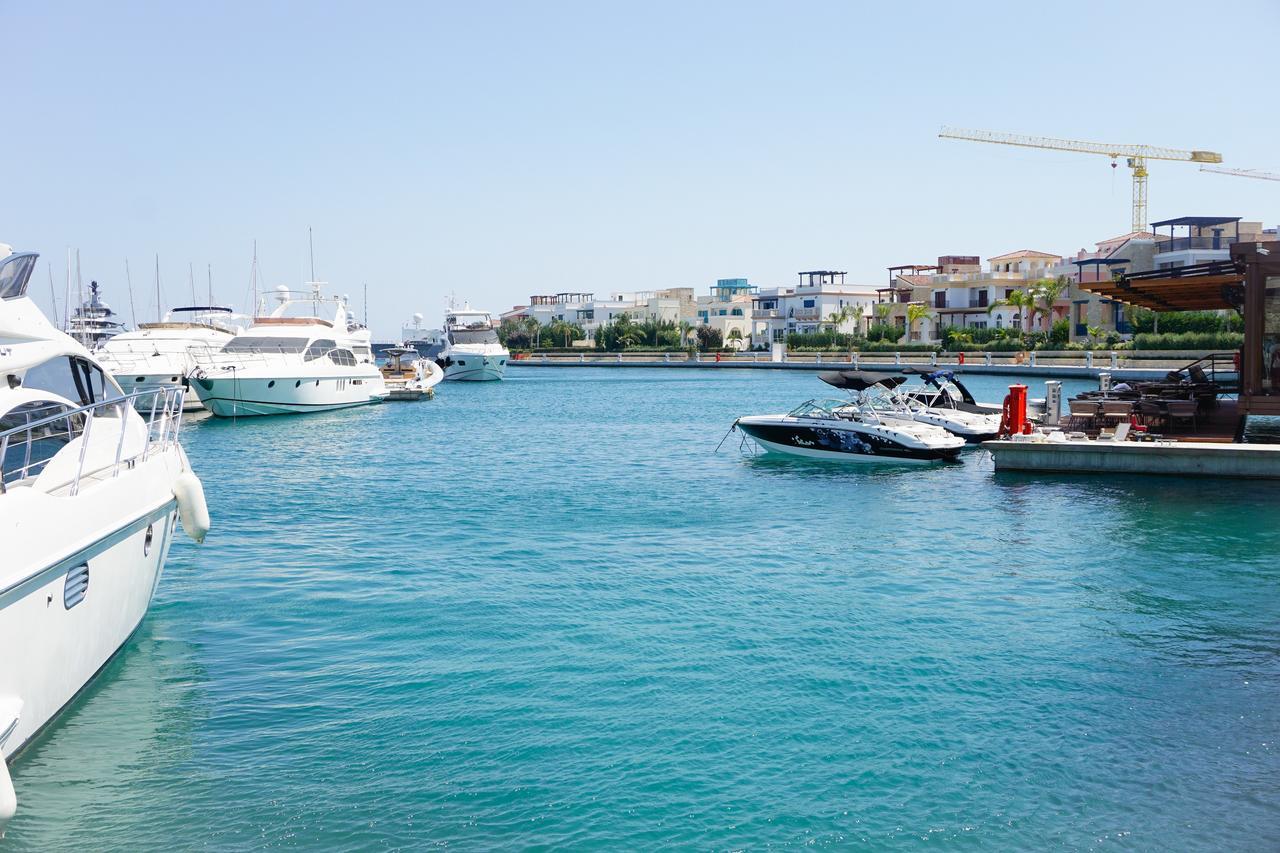 Limassol Marina Nereids D22 By Ezoria Villas Buitenkant foto